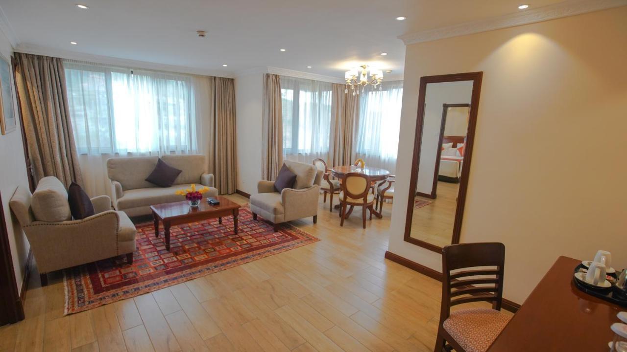 Sarova Woodlands Hotel And Spa Nakuru Dış mekan fotoğraf